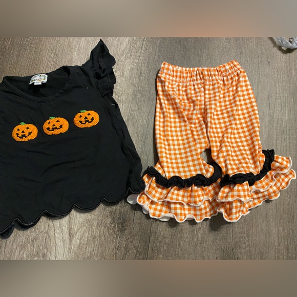 Pumpkin boutique outfit - Picture 1 of 2